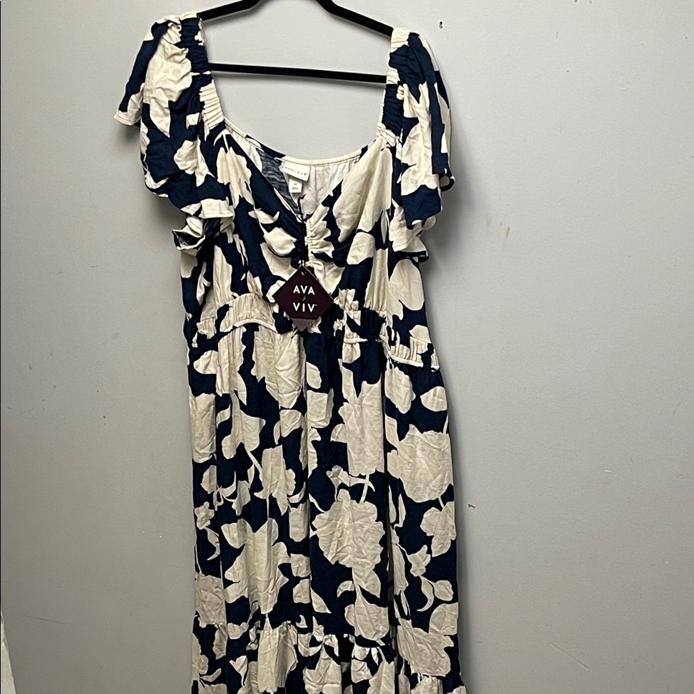 Ava & Viv Navy and Cream Floral Maxi Dress